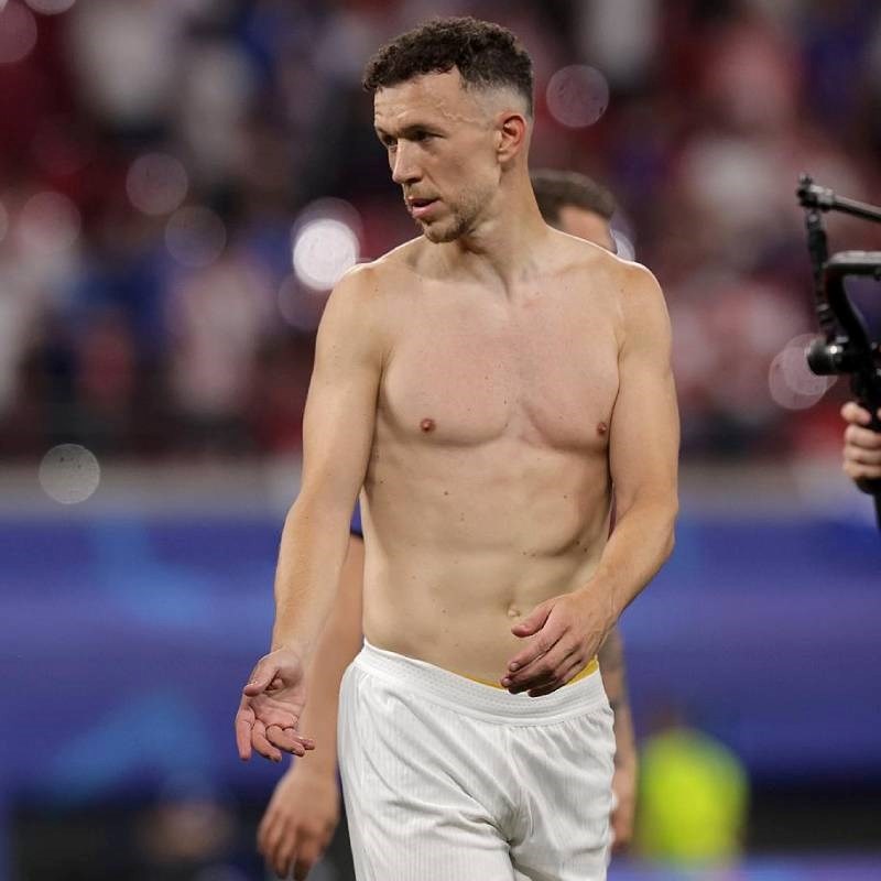 Bosz: Ne puštam ženu blizu Perišića kad skine majicu. Ima trbušnjake za poludjeti