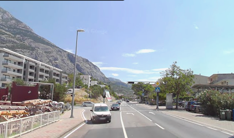 Teška prometna u Makarskoj, poginula žena