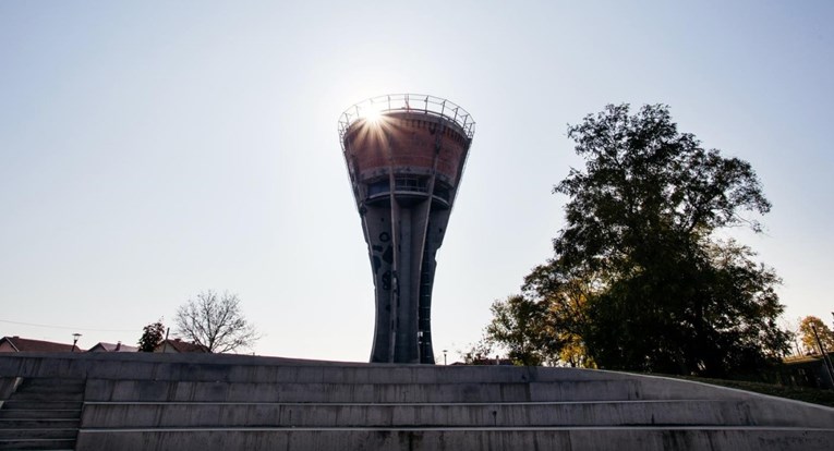 Hrvati iz BiH pristižu u Vukovar, u Mostaru će održati tihe procesije