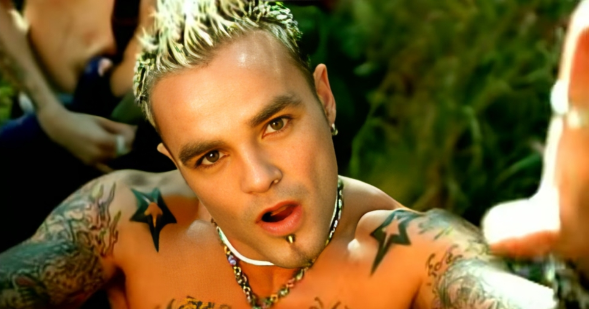 Preminuo je Shifty Shellshock, pjevač jednog od najvećih hitova 2000-ih