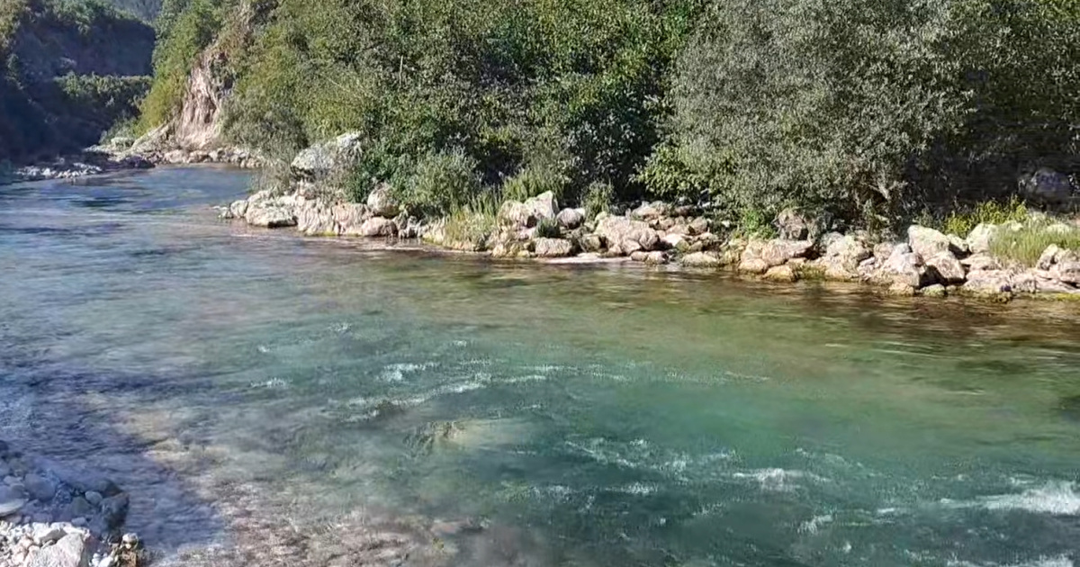 VIDEO Crvena tekućina ulijevala se u Neretvu u BiH. "To je krv iz klaonice"