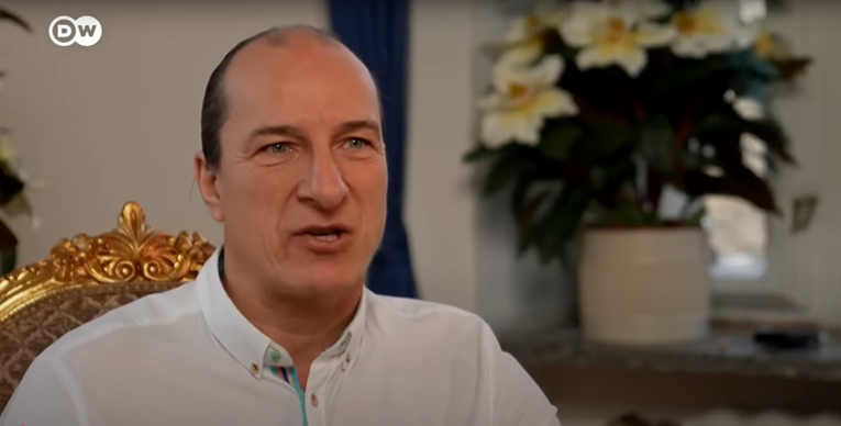 Njemačke vlasti zabranile organizaciju "Kraljevina Njemačka", uhićen i "kralj"