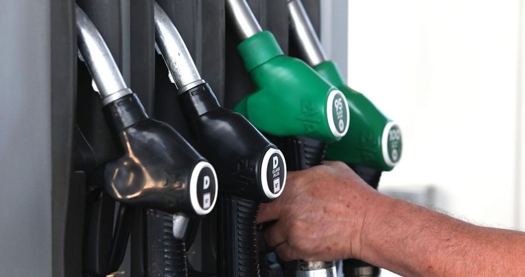 Vlada danas odlučuje o novim cijenama goriva. Razmatra se i dodatno poskupljenje?