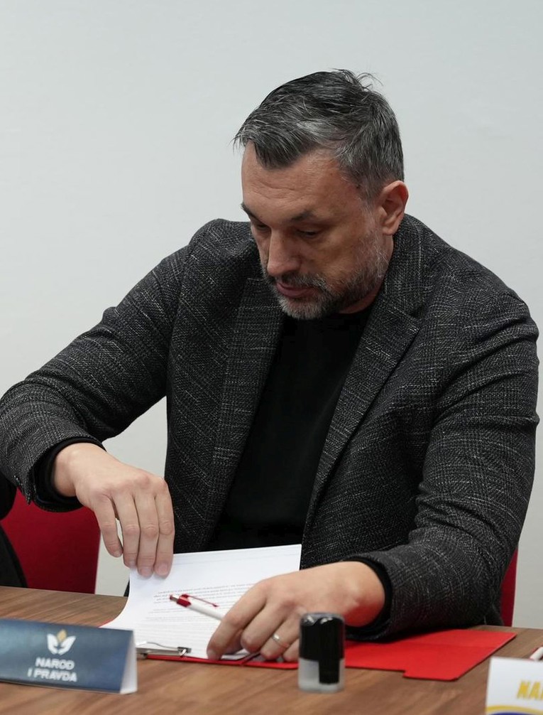 Ministar BiH pisao Rubiju. "Ako se SAD povuče iz BiH, to će iskoristiti Rusija"