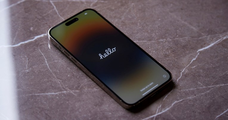 Kupci iPhonea diljem svijeta mogli bi osjetiti posljedice Trumpovih carina