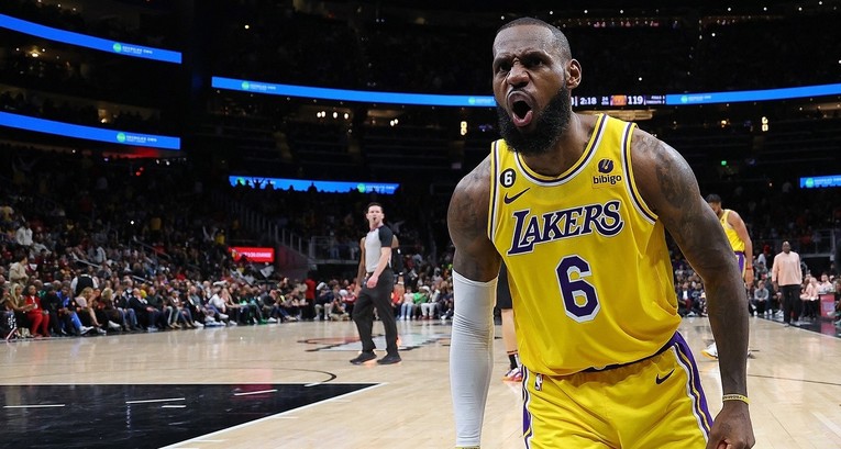 LeBron s 38 godina jedini u povijesti ponovio Jordanov pothvat