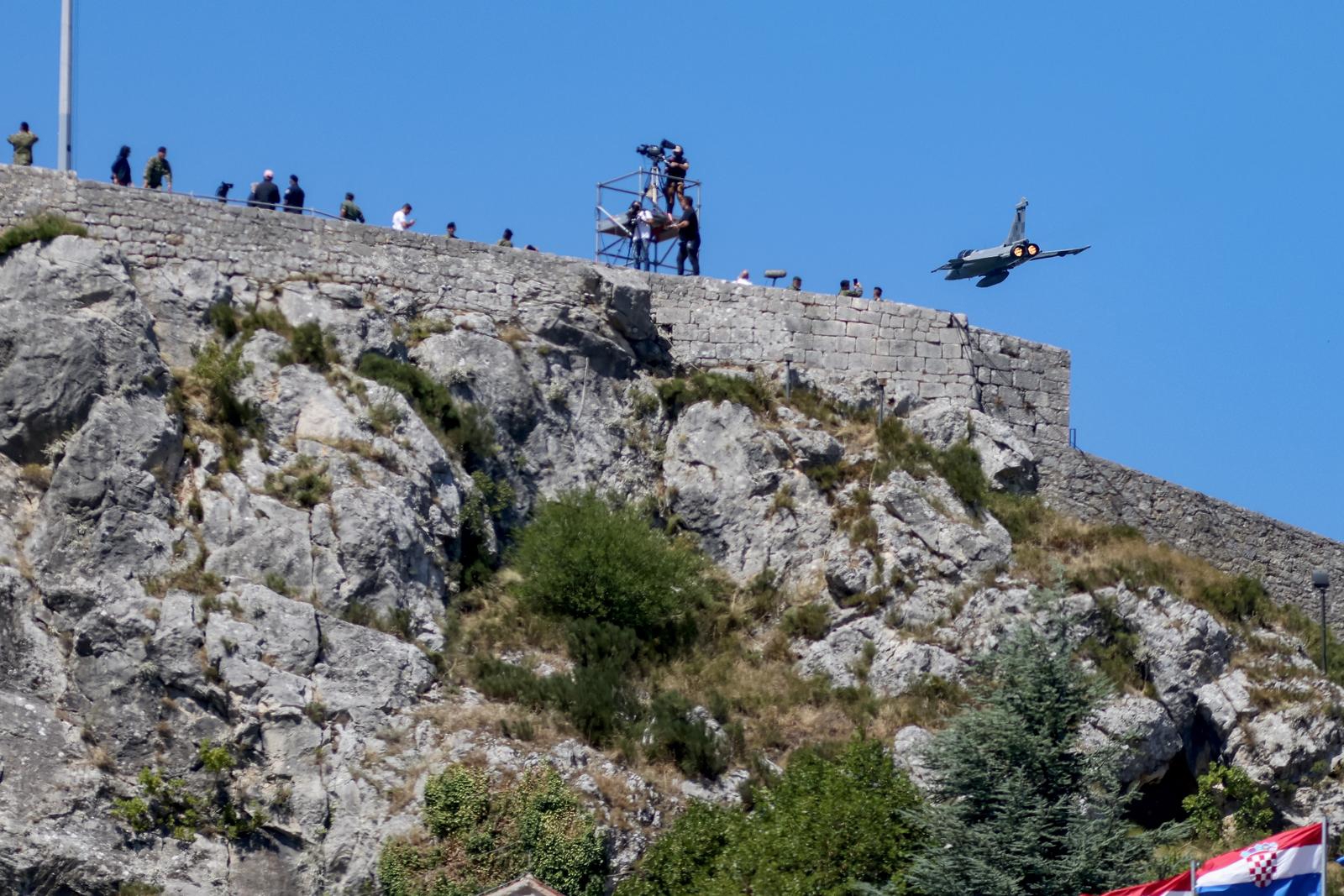 MORH: 4. i 5. kolovoza planiramo letačke aktivnosti, ne dižite dronove u Kninu