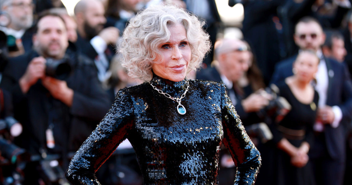 Jane Fonda (88) zablistala u Cannesu u pripijenoj Gucci haljini