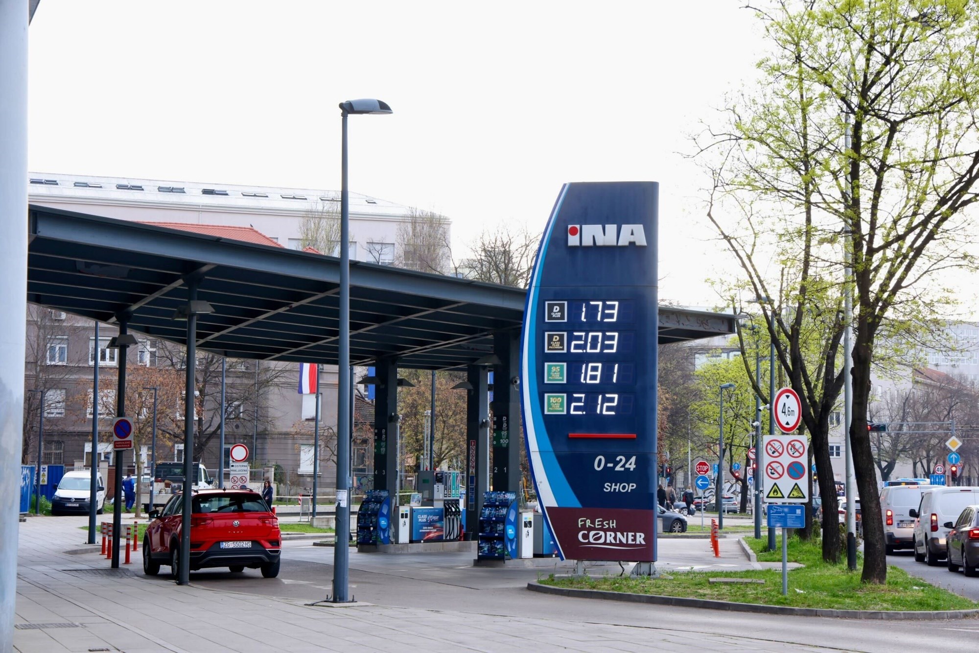 Od danas skuplje gorivo, na nekim pumpama nestašica