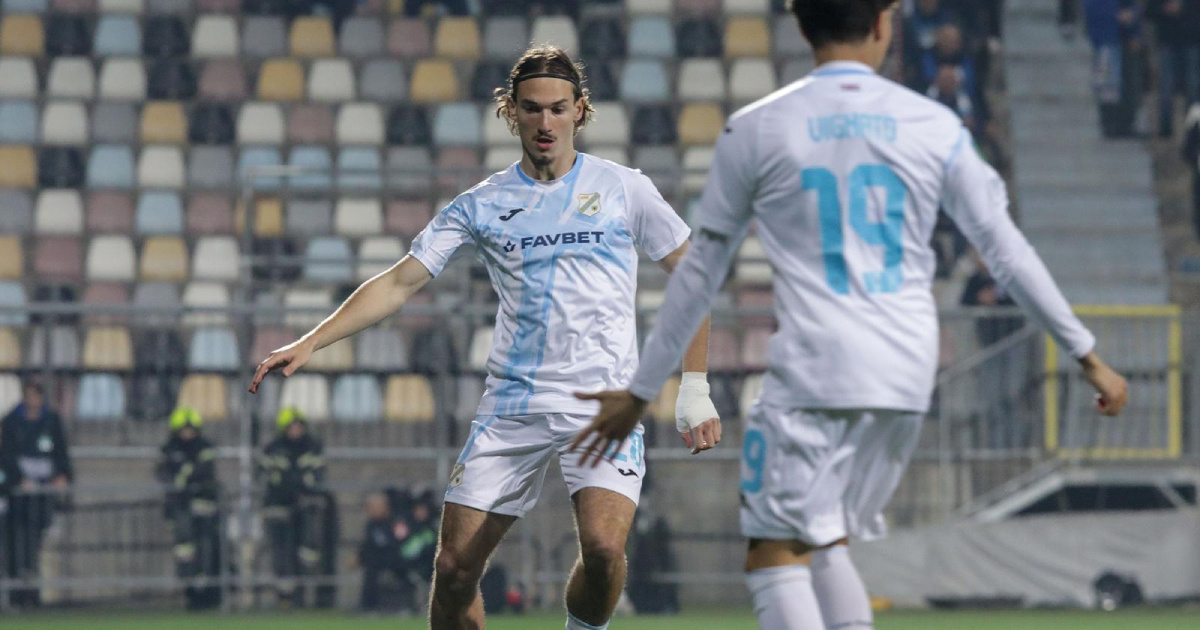 Ogroman udarac za Rijeku. Talentirani branič teško ozljedio koljeno, dugo će izbivati