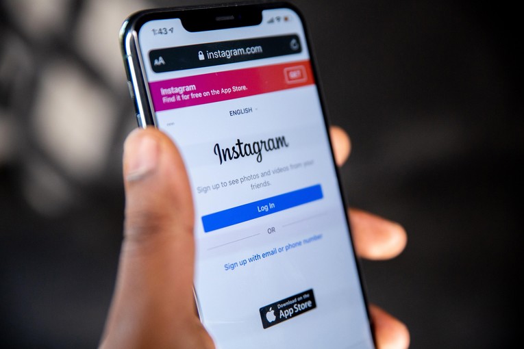 Novi alat Mete. Bilo tko odsad može vaše Instagram fotografije koristiti za AI slike