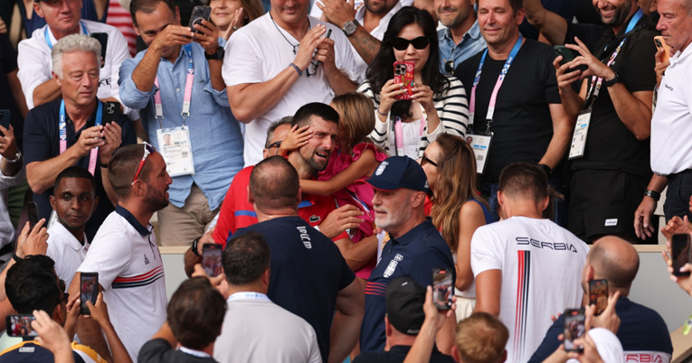 FOTO Novak Đoković nakon pobjede otrčao do tribina i emotivno zagrlio kćer