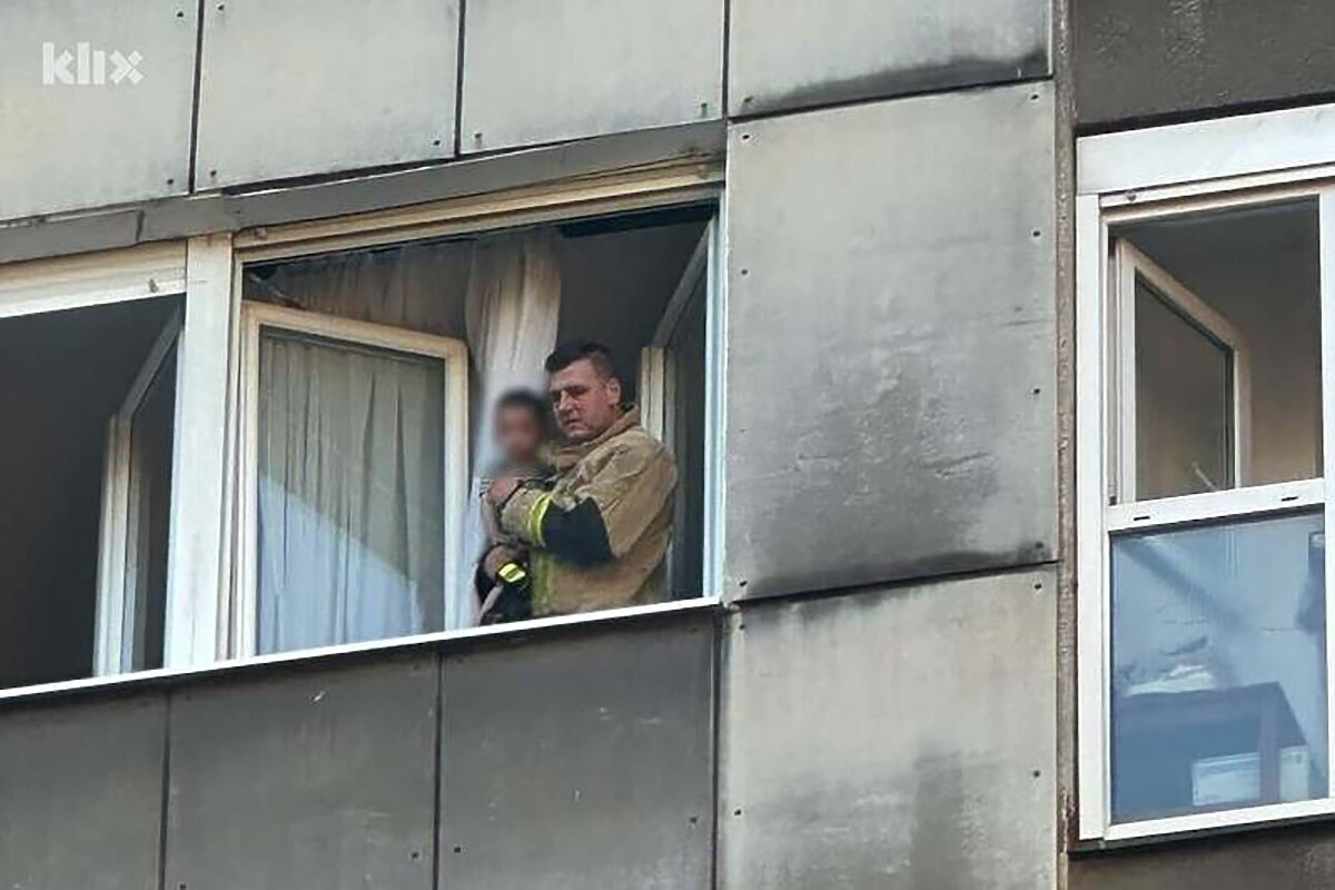 U Sarajevu ostavila djecu od 2 i 4 godine same u stanu, spašavali ih. Uhićena je