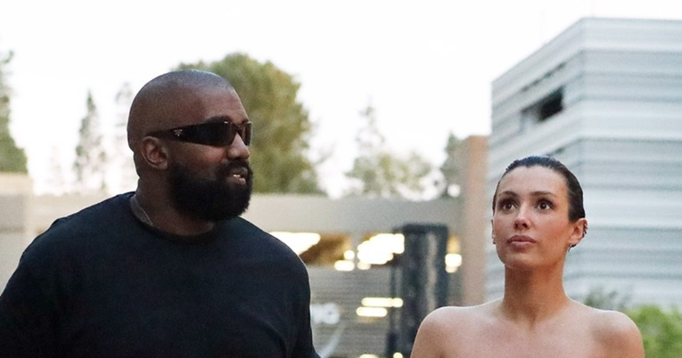 Kanye sa suprugom Biancom išao u kino, ona nosila čipkaste najlonke i plavi bodi