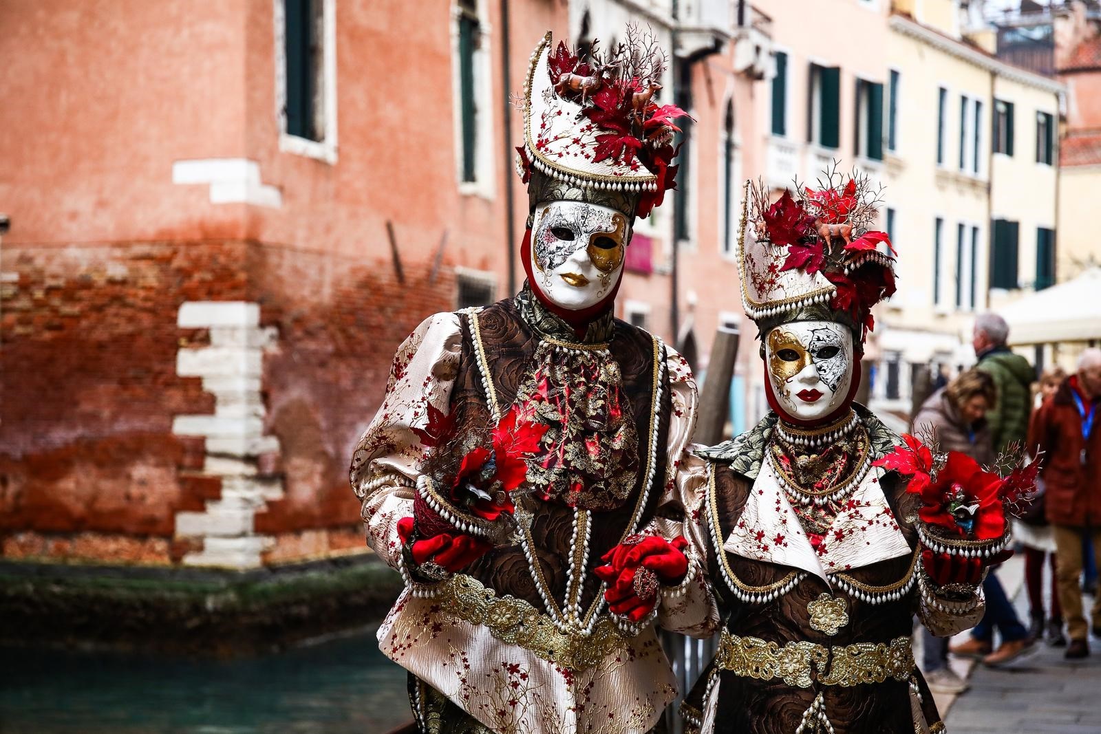 FOTO Venecijanski karneval ove godine je posvećen velikom ljubavniku Giacomu Casanovi