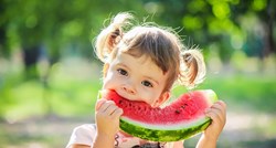 Djeca koja svaki dan jedu voće uživaju ove 4 prednosti