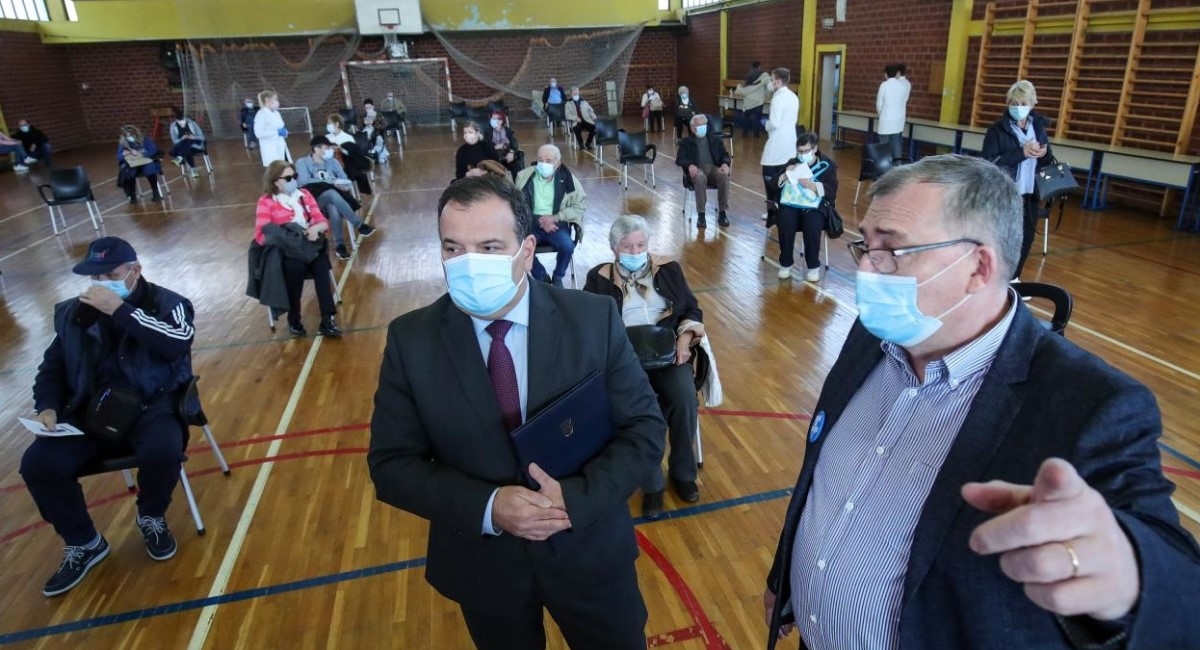 Beroš će za vikend cijepiti ljude u Zagrebu