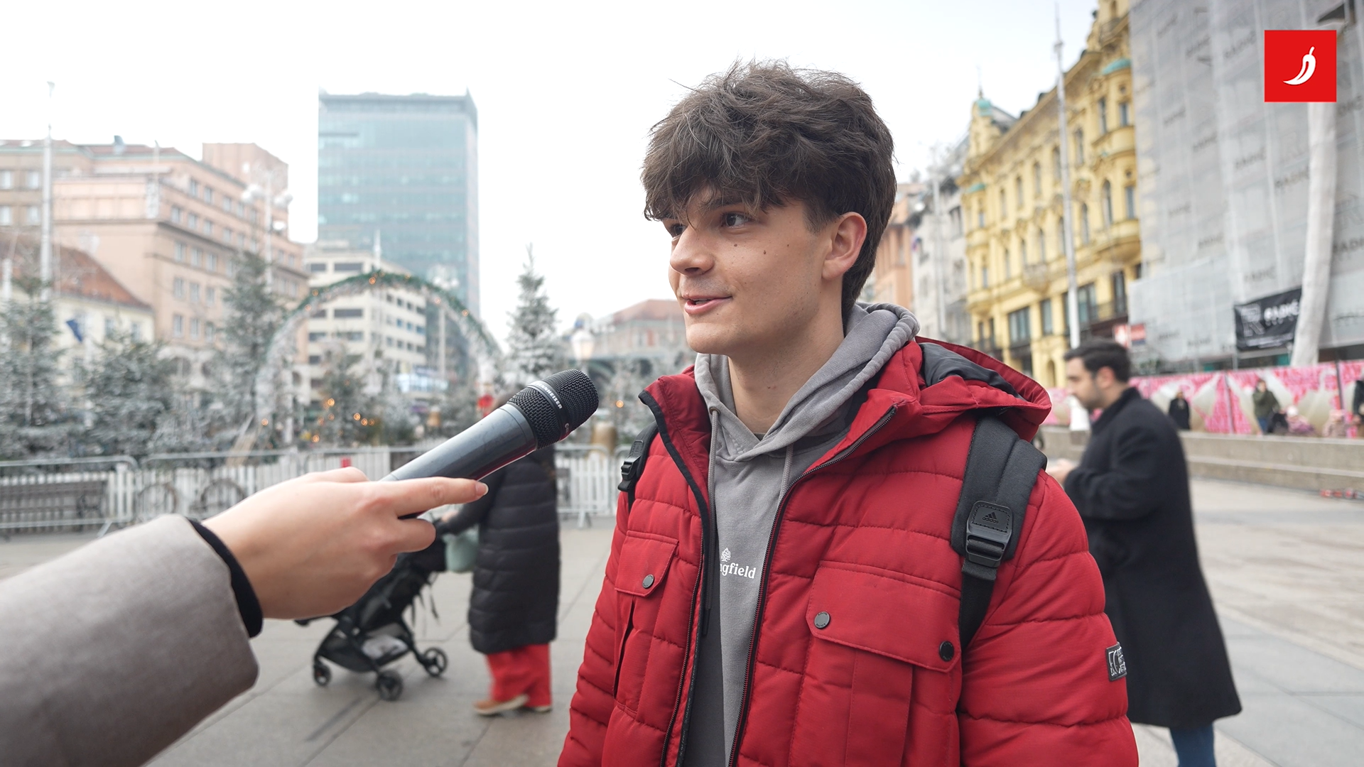VIDEO Pitali smo ljude što će promijeniti u novoj godini, odgovori su nas nasmijali