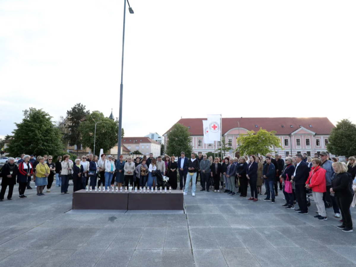U Varaždinu održan tihi prosvjed u spomen na ubijenog Luku u Drnišu