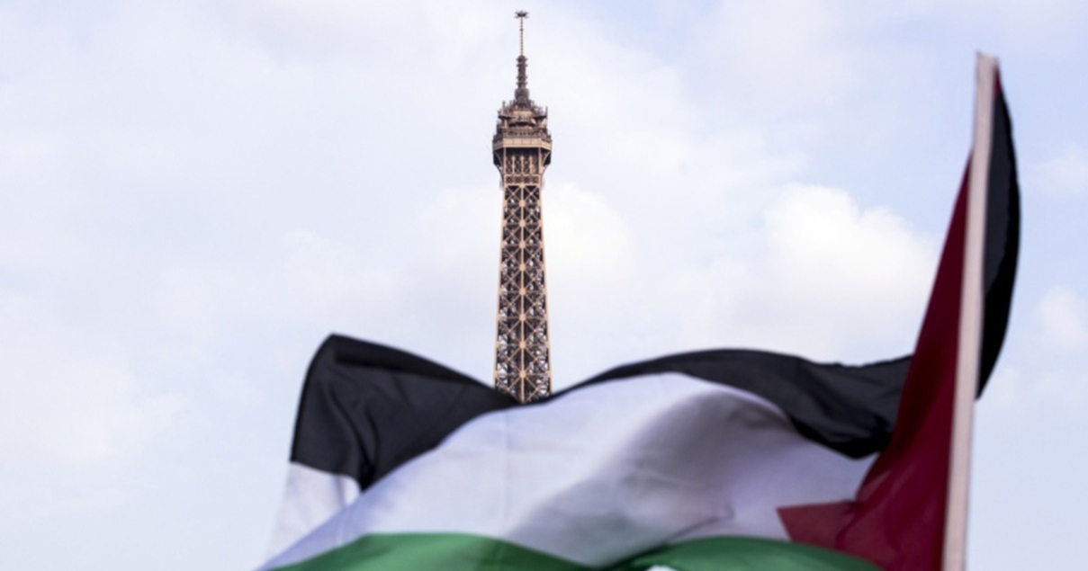 Šestero uhićenih nakon isticanja palestinske zastave na Eiffelovom tornju