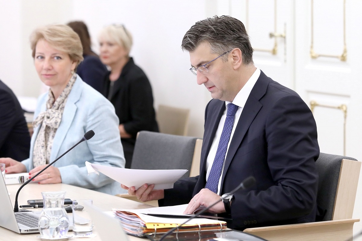 Plenković izrazio sućut žrtvama zločina u Srebrenici