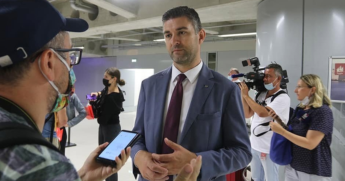 Dubrovački gradonačelnik: Antivakseri nas cijepljene očito smatraju budalama