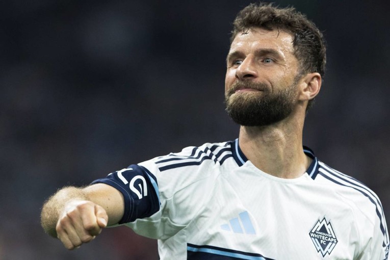 Thomas Muller i njemačke legende kupile portugalski klub