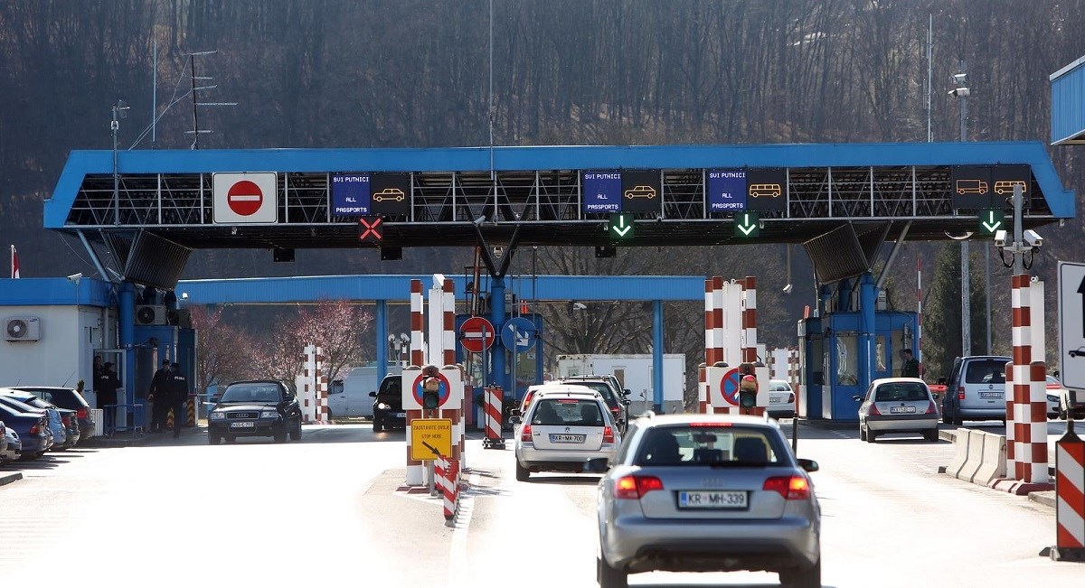 Tridesetak Čečena čeka na granici BiH i Hrvatske. "Žele politički azil u Hrvatskoj"