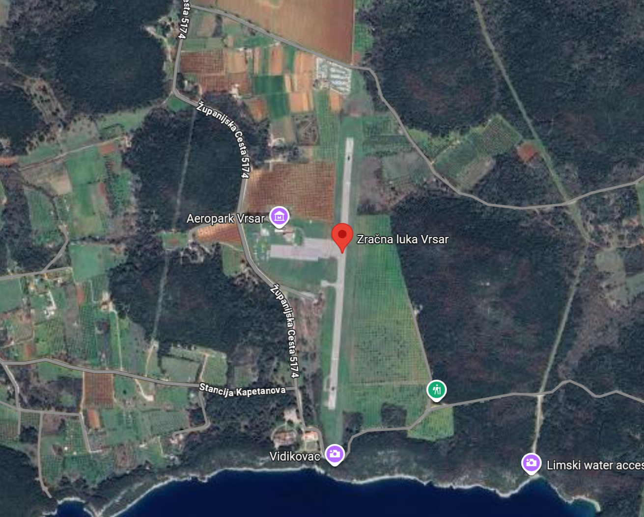 Manji zrakoplov pao kod Vrsara, jedna osoba ozlijeđena