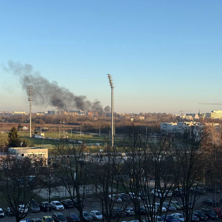 U Zagrebu se zapalio kombi