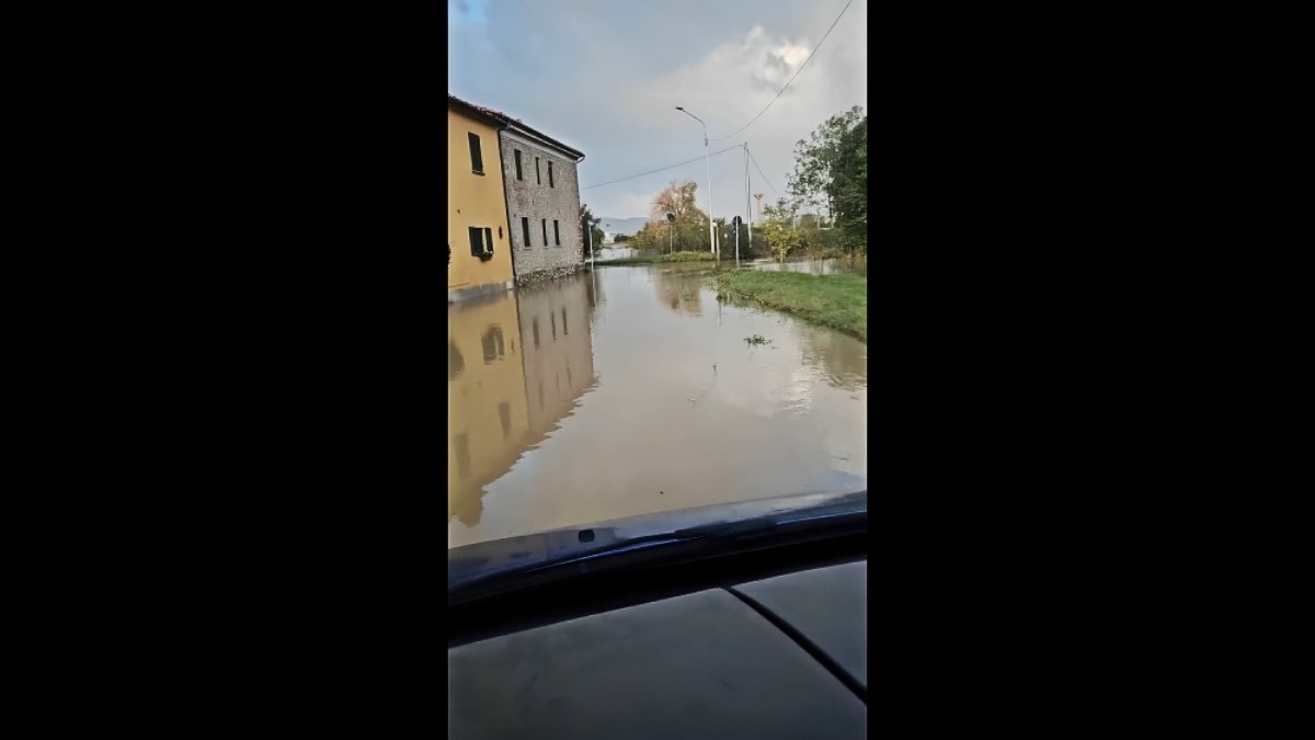 VIDEO Nevrijeme u Italiji, evakuirano 1200 stanovnika Toskane