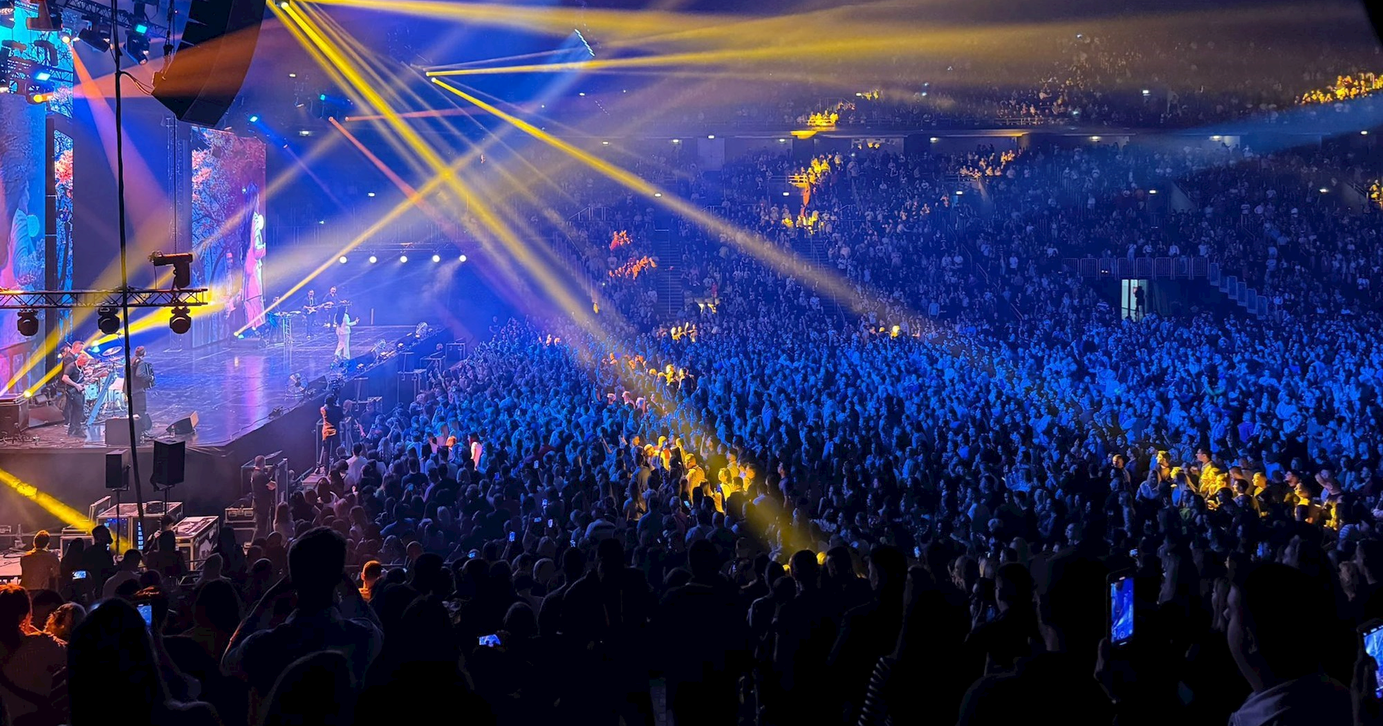 Ovo je Arena Zagreb u petak navečer. Razlog - Dragana Mirković