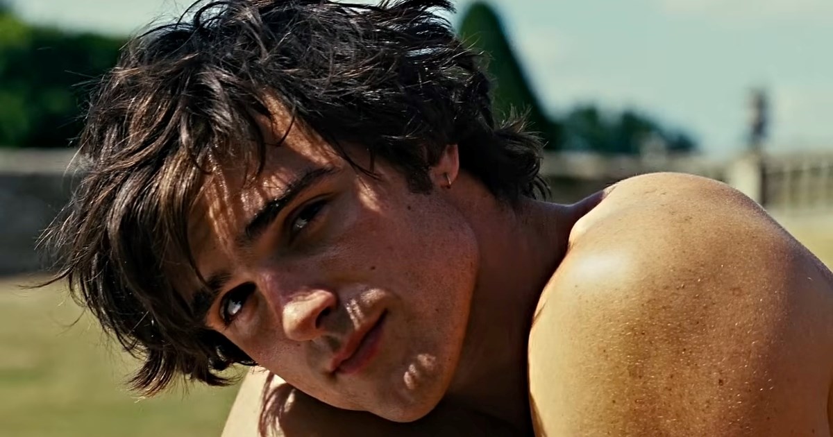 Scena kupanja Jacoba Elordija u filmu Saltburn ovjekovječena je mirisnom svijećom