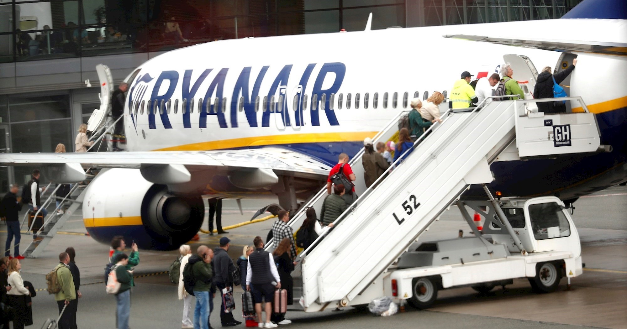 Ryanair će putnike koji budu izbačeni s letova kažnjavati s 500 funti