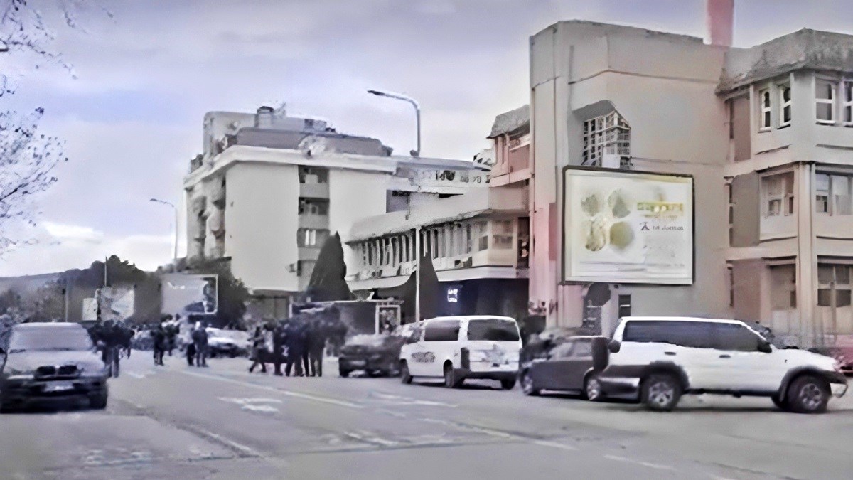 Eksplozija bombe na sudu u Podgorici. Jedan poginuo, više ozlijeđenih