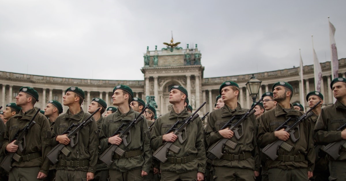 Austrijski ministar: Mi ne planiramo ući u NATO, ali nećemo biti politički neutralni