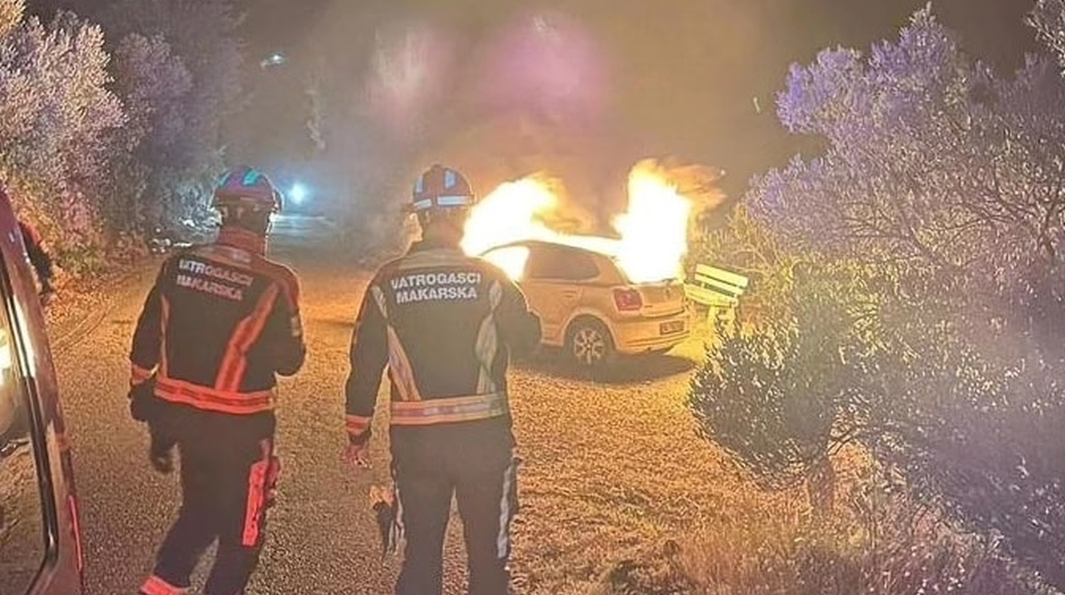 Načelnik Tučepa: Iskočio sam iz gorućeg auta. Bio sam zarobljen u vatrenom obruču
