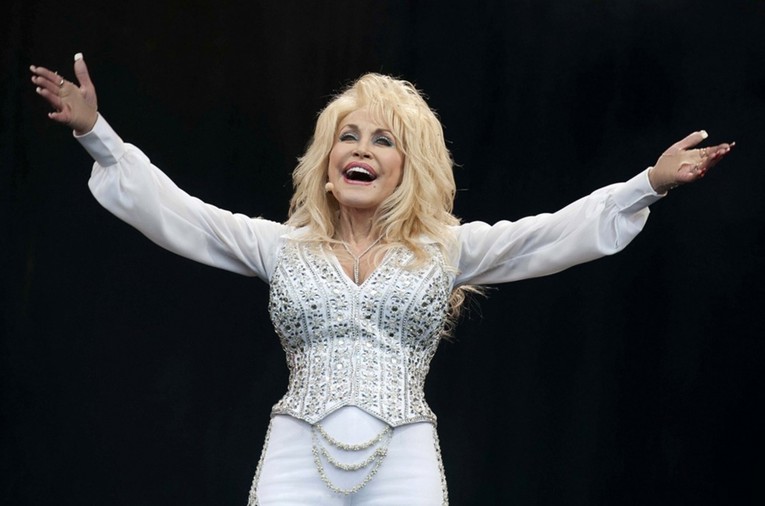 Demokrati i republikanci se uspjeli oko nečega složiti. Razlog je Dolly Parton