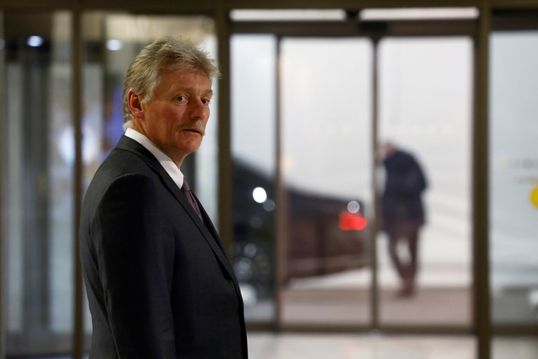 Kremlj poziva na oživljavanje odnosa s SAD-om