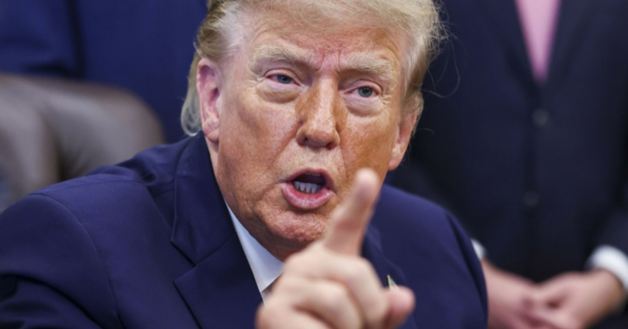 Trump: Somalija je us*ana rupa