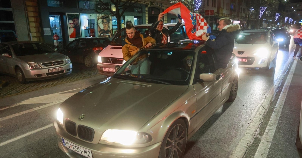 VIDEO Pogledajte vatrenu atmosferu slavlja iz Osijeka