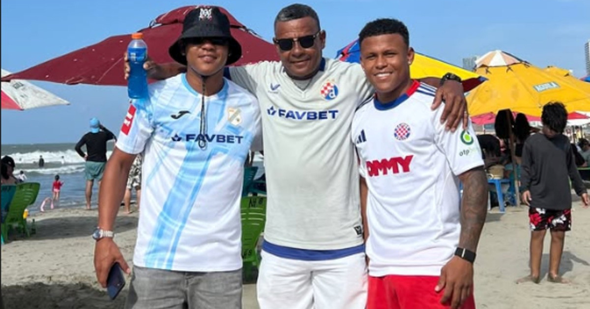 Zvijezda Vukovara pozirala u Hajdukovom dresu na plaži u Kolumbiji