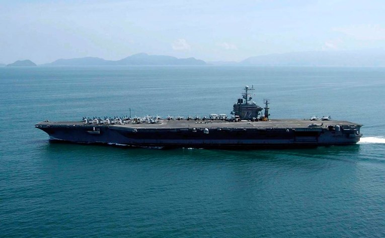 VIDEO Trump: Još jedna prekrasna armada upravo prekrasno plovi prema Iranu 