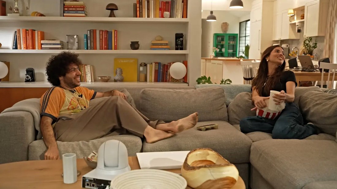 Benny Blanco pokazao prljava stopala u podcastu, ljudi su zgroženi