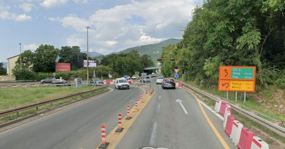 Pijani profesionalni vozač šlepera zabio se u auto kod Opatije pa pobjegao