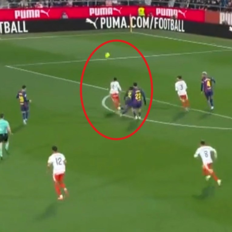 VIDEO Barcelona bijesna na suca nakon velikog kiksa: "Gol nije smio biti priznat"