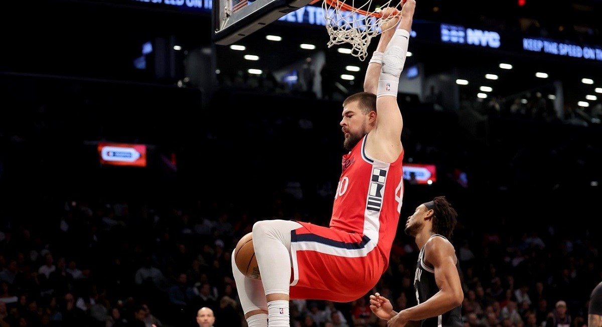 Zubac briljirao. Pogledajte double-double koji Amerikanci zovu monstruoznim