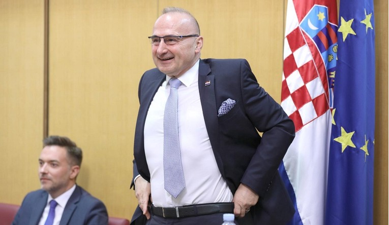 U saboru propala smjena Gordana Grlića Radmana