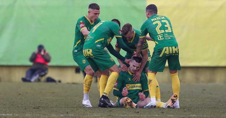 ISTRA - OSIJEK 1:0 Erceg u kaotičnoj utakmici donio Istri četvrto mjesto