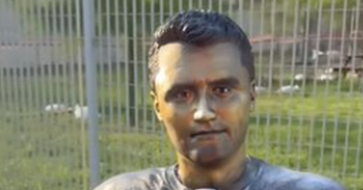 Kipar uložio 87.700 eura u kip Charlieja Kirka. Nitko ga ne želi kupiti